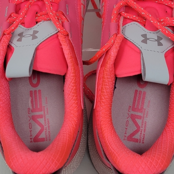 Under Armour HOVR Mega 2 Athletic Shoes Pink Men\'s Size 11.5 3026629-603 New